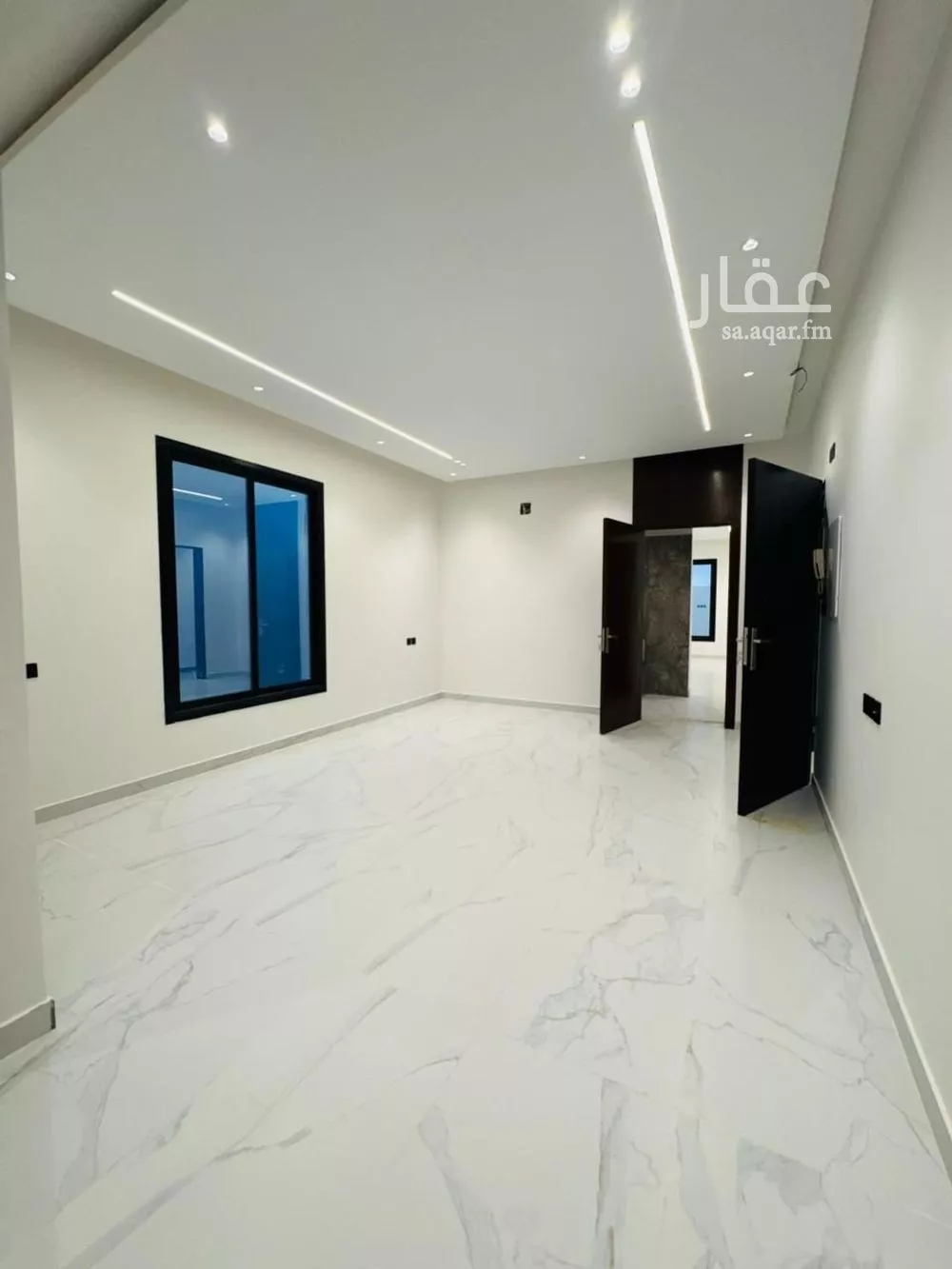 3 bedroom floor in Al Janadriyah 3