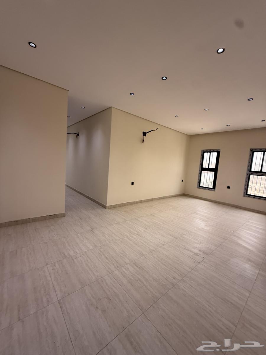 5 bedroom apartment in Ayn Al Khayf 10