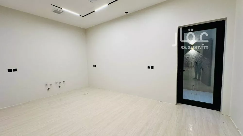 4 bedroom floor in Al Narjis 2
