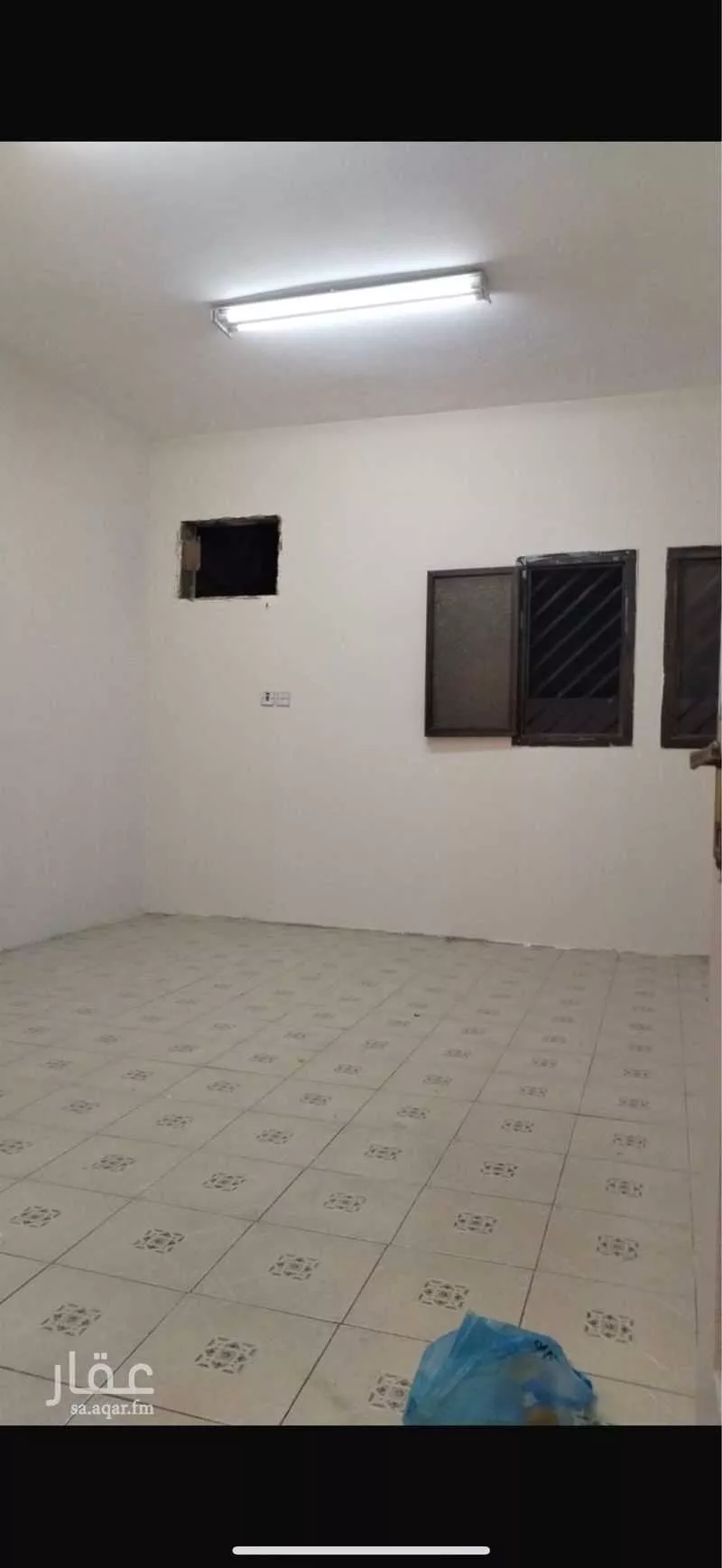 4 bedroom apartment in Umm Al Hamam Al Gharbi 2