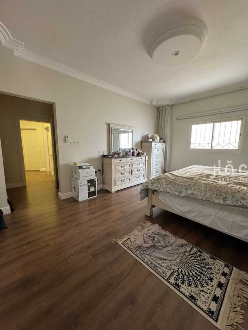 4 bedroom apartment in Al Malqa, Riyadh 7