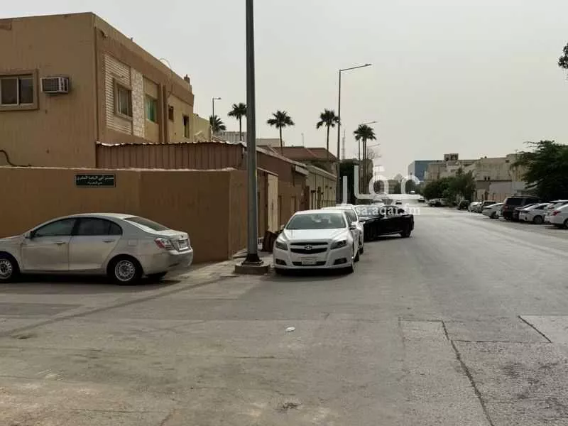 4 bedroom villa in Al Zahra 8