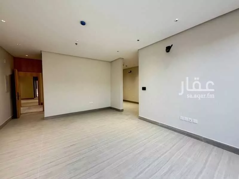 شقة 3 غرف في العارض 18