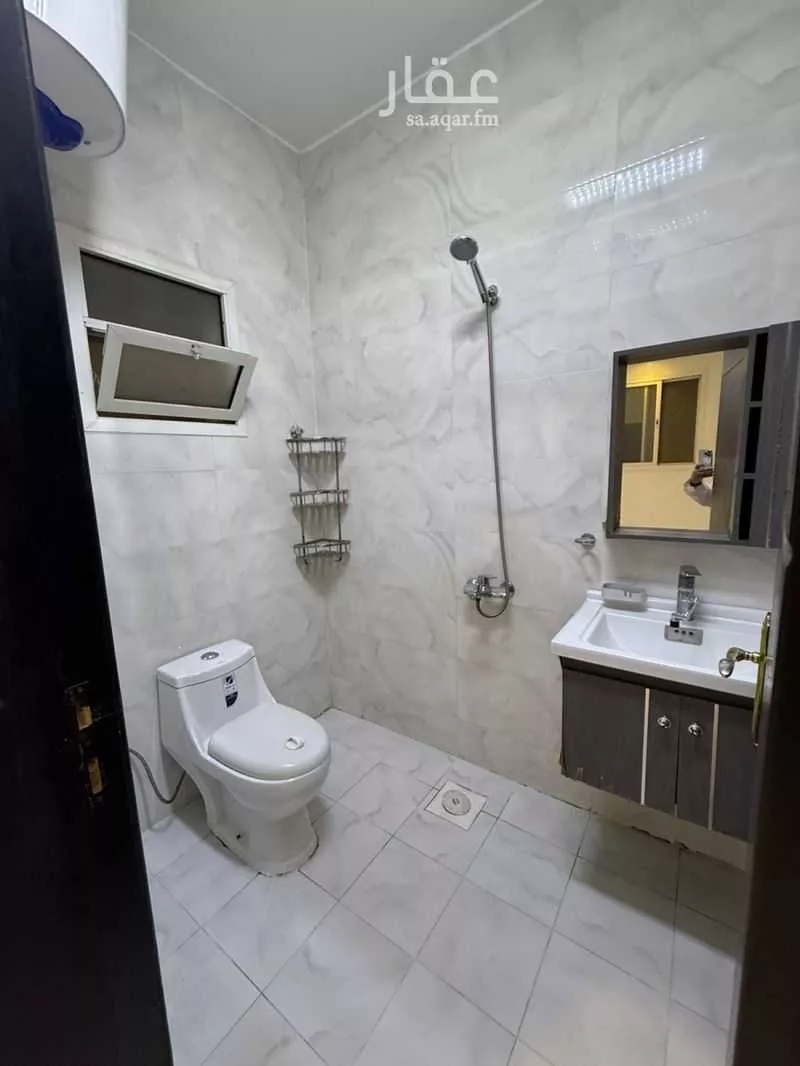 2 bedroom apartment in Ad Dhubbat 6