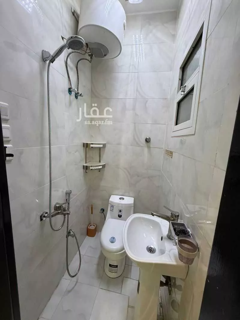 2 bedroom apartment in Ad Dhubbat 7