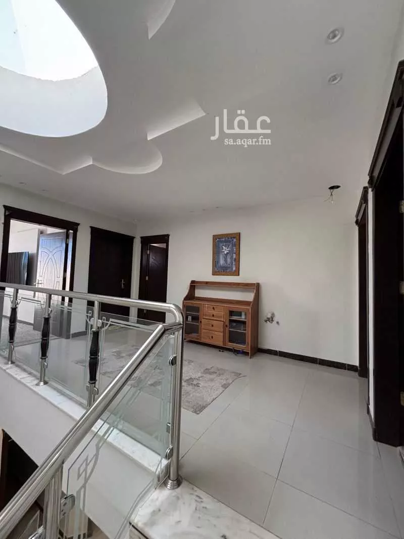 7 bedroom villa in Al Yarmouk 17