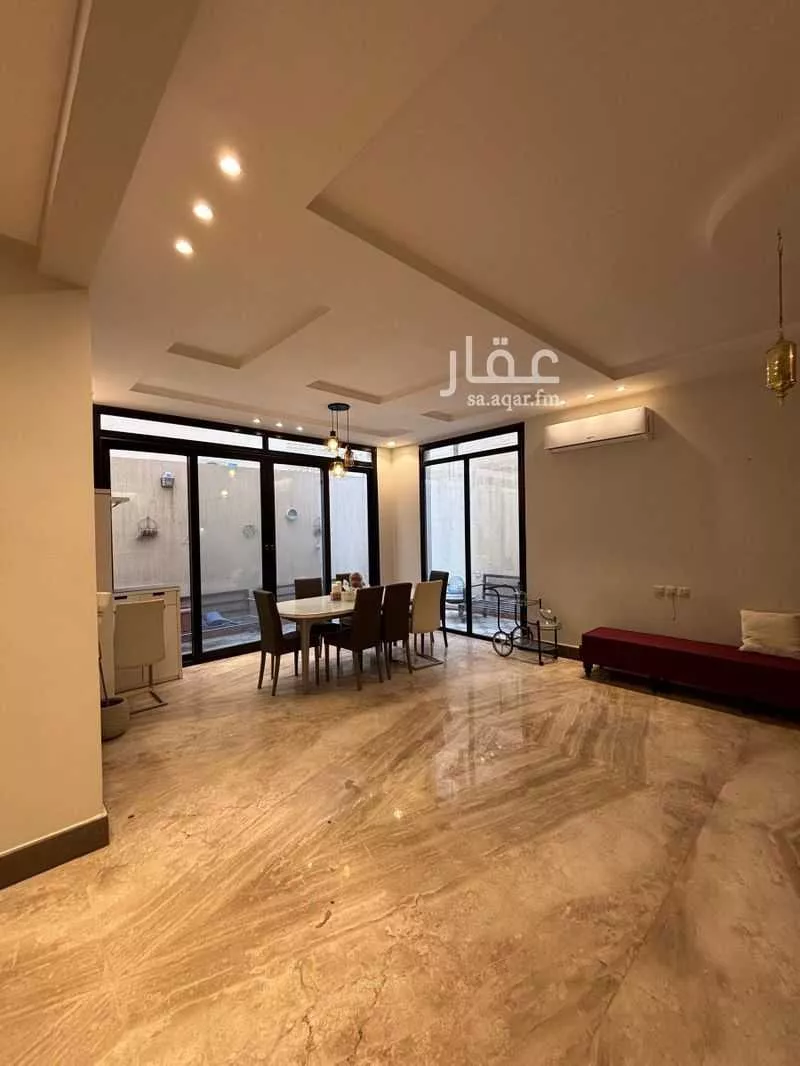 7 bedroom villa in Al Yarmouk 4
