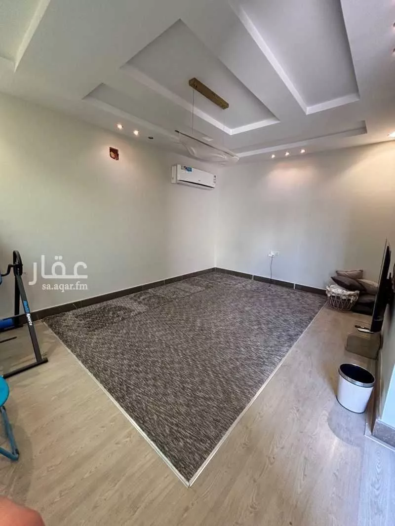 7 bedroom villa in Al Yarmouk 6