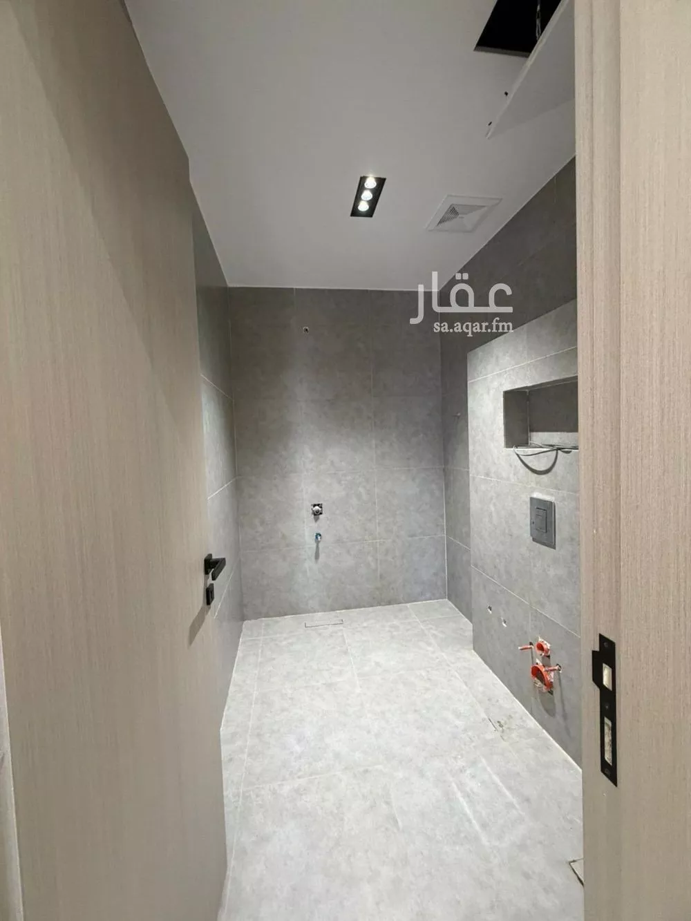 6 bedroom apartment in Al Qadisiyah 12