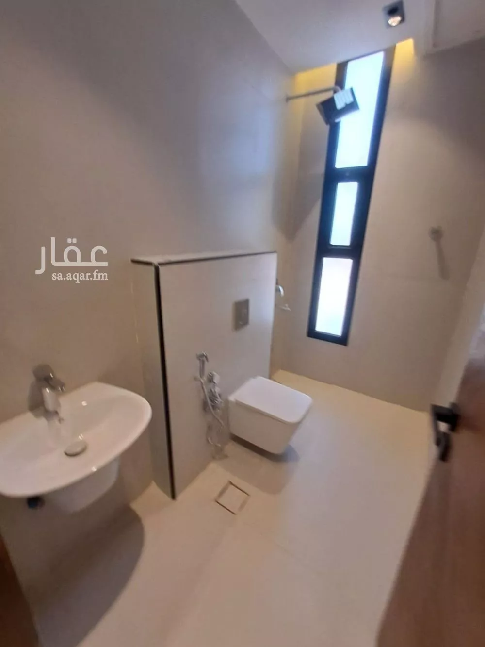 4 bedroom villa in Al Hazm, Riyadh 9