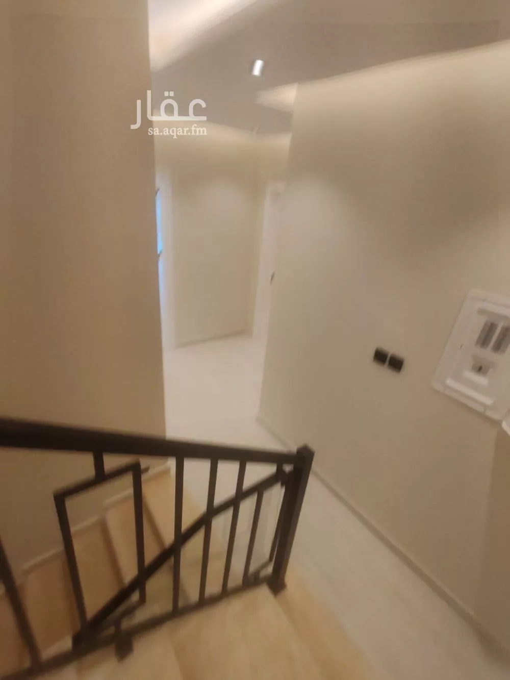فيلا 5 غرف في الحزم 25