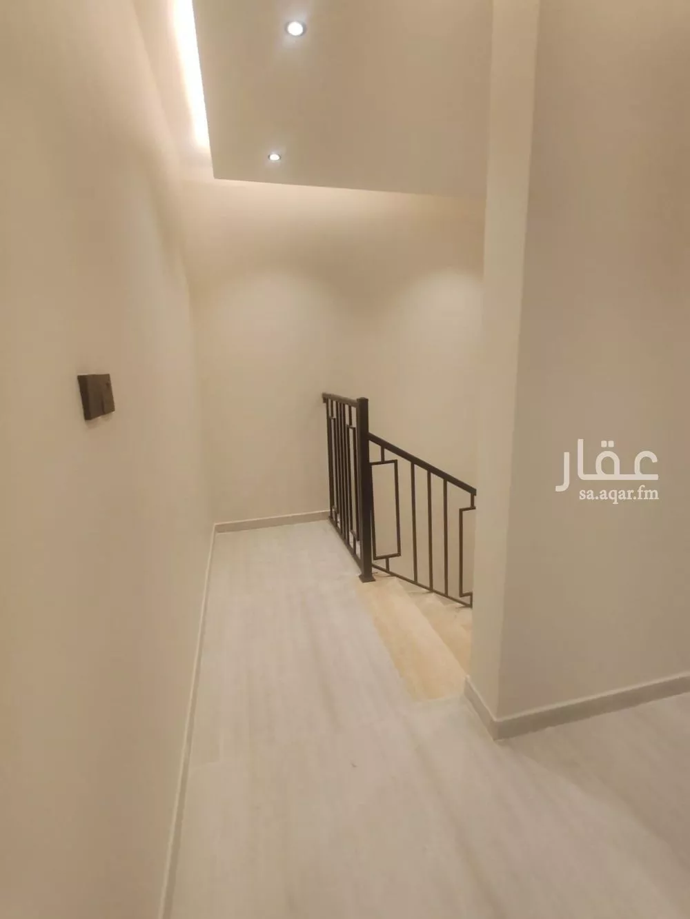 فيلا 5 غرف في الحزم 28