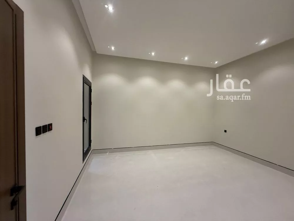 فيلا 6 غرف في ظهرة لبن 11