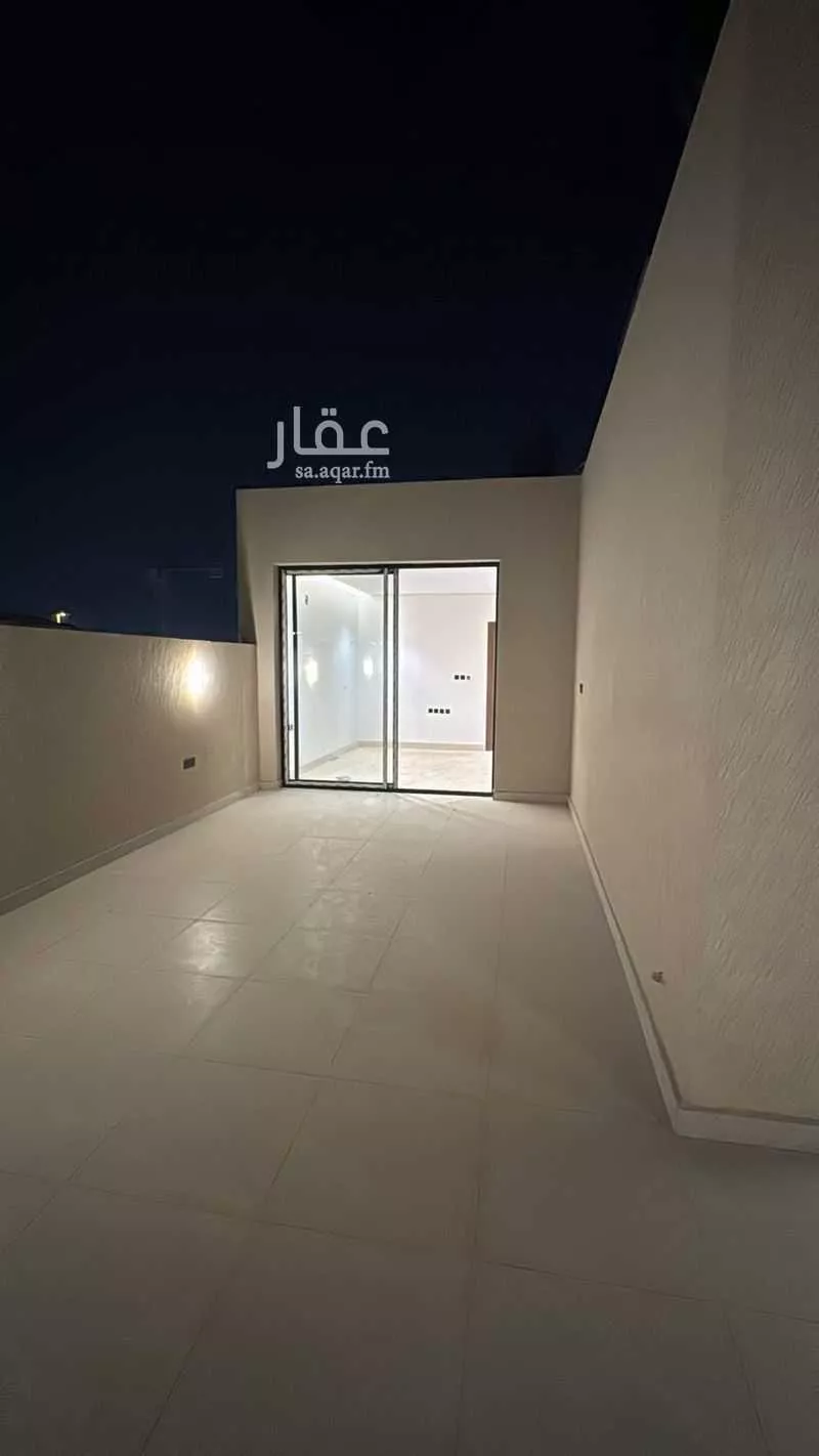 5 bedroom villa in Al Narjis 6