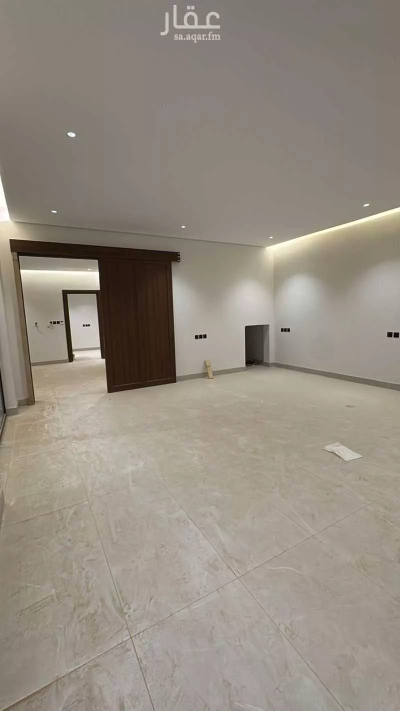 5 bedroom villa in Al Narjis 23