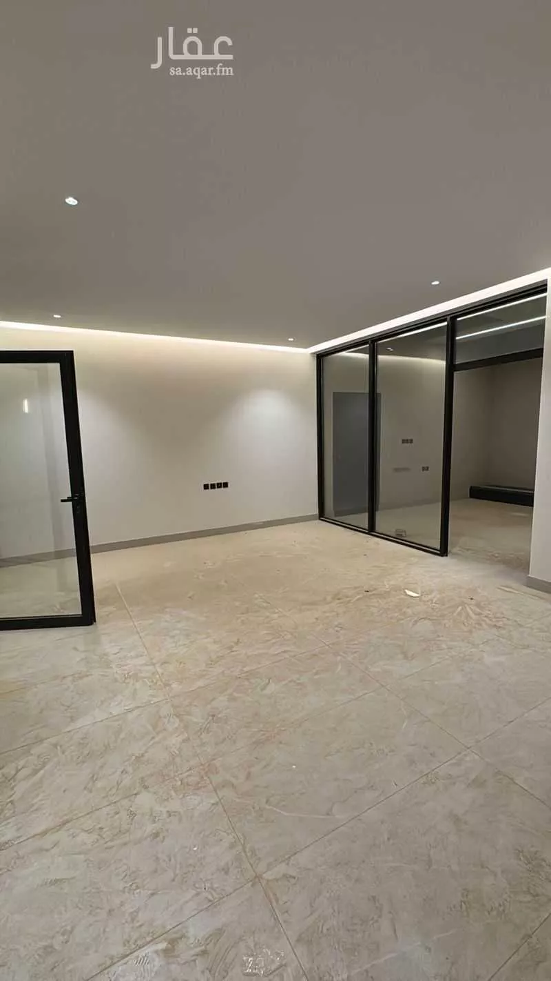 5 bedroom villa in Al Narjis 22