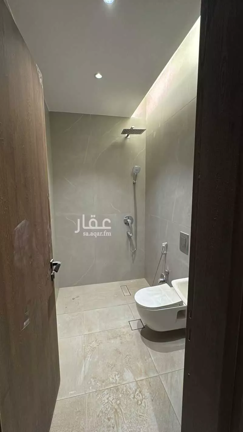 5 bedroom villa in Al Narjis 4