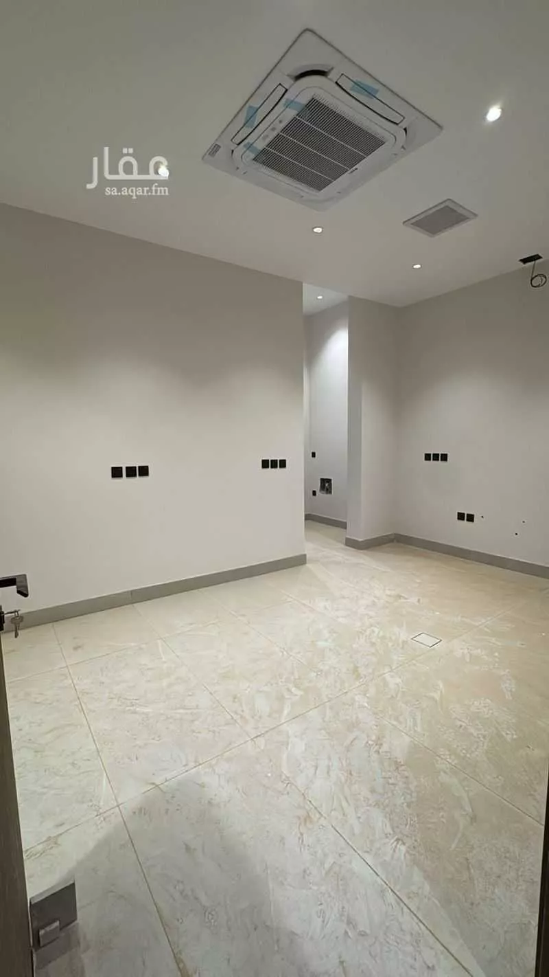 5 bedroom villa in Al Narjis 20