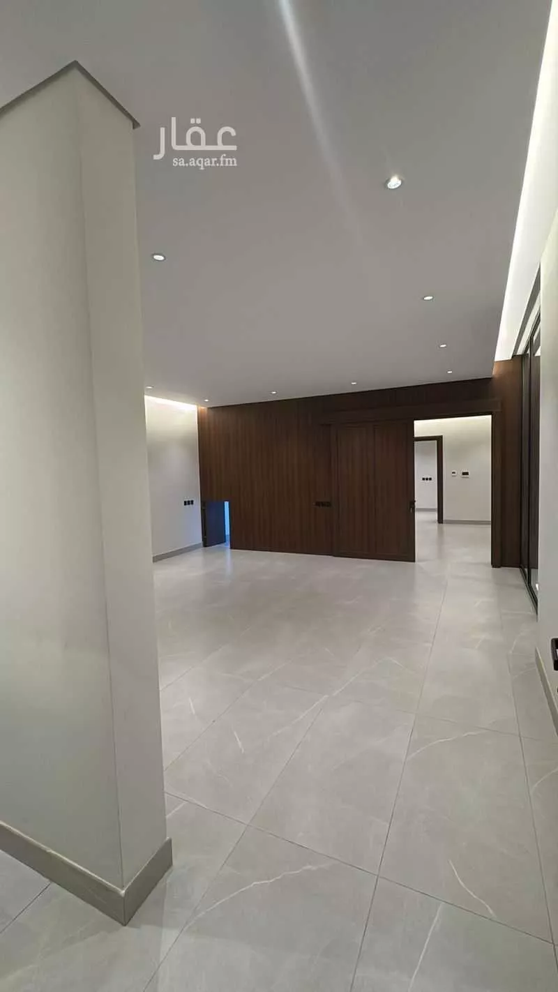 5 bedroom villa in Al Malqa 3