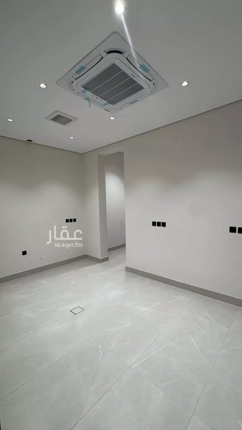 5 bedroom villa in Al Malqa 8