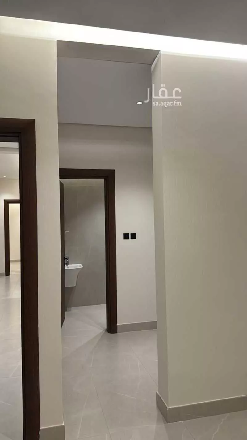 5 bedroom villa in Al Malqa 17