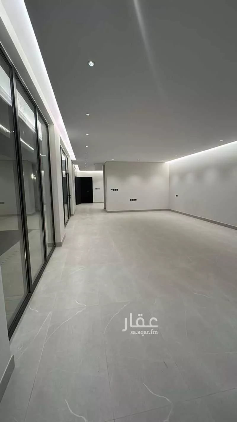 5 bedroom villa in Al Malqa 21