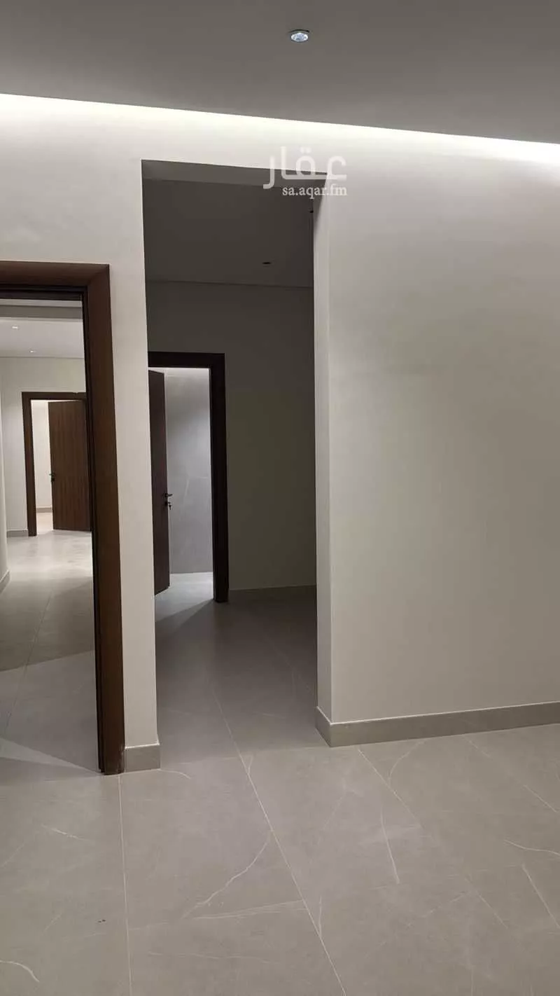 5 bedroom villa in Al Malqa 7