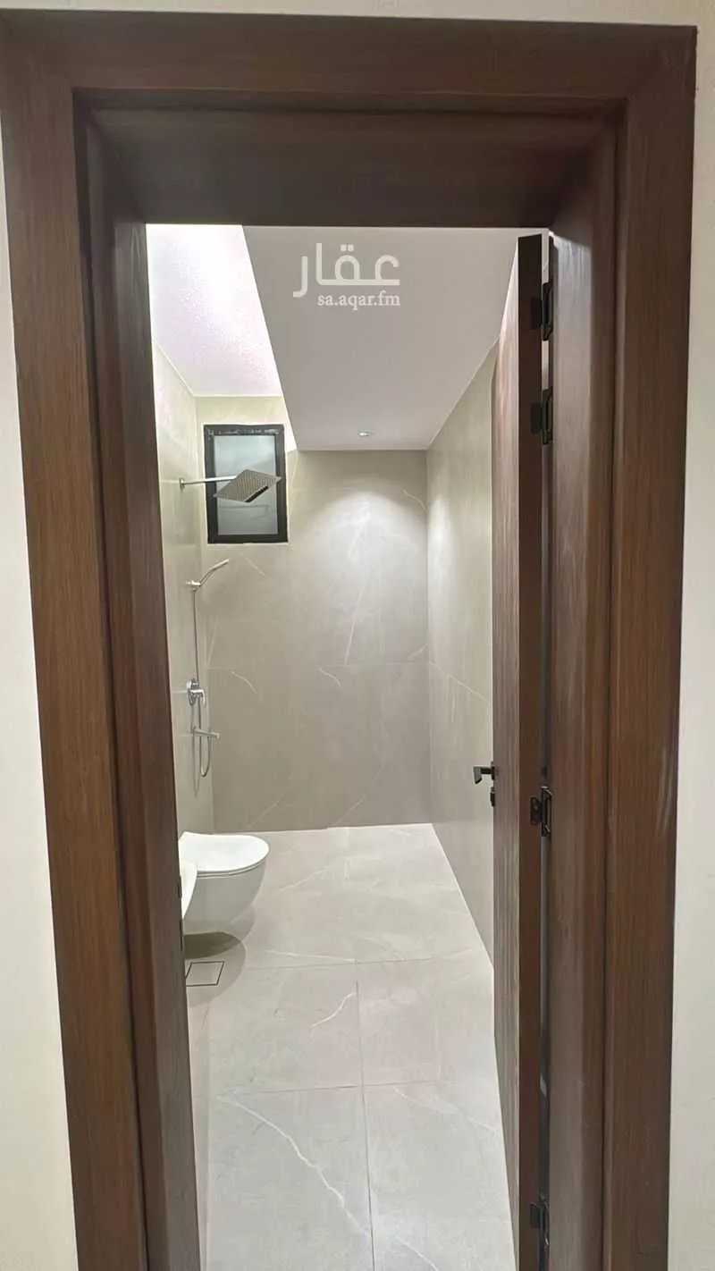 5 bedroom villa in Al Malqa 3