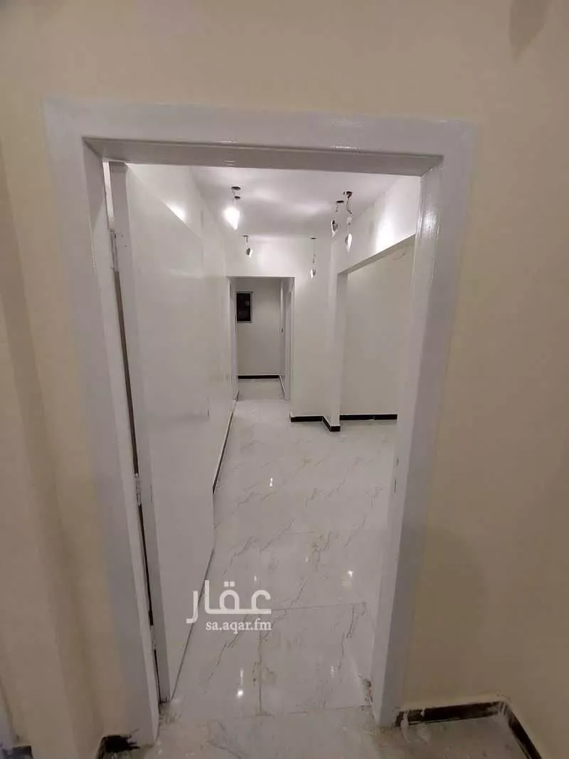 1 bedroom apartment in Al Wizarat 15