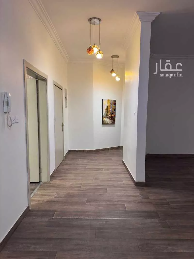 3 bedroom floor in Al Yarmouk 4