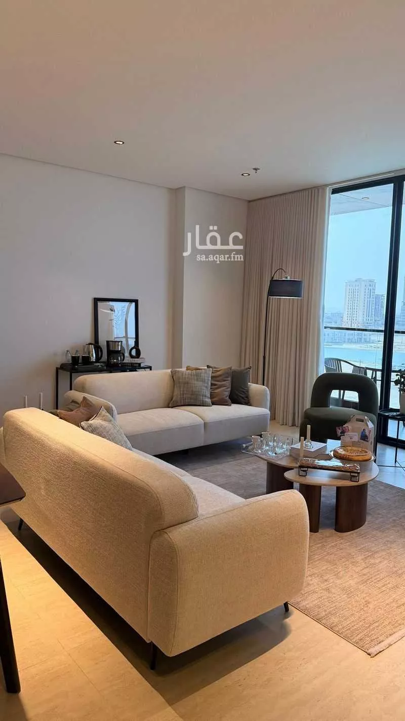 3 bedroom apartment in Al Khour 10