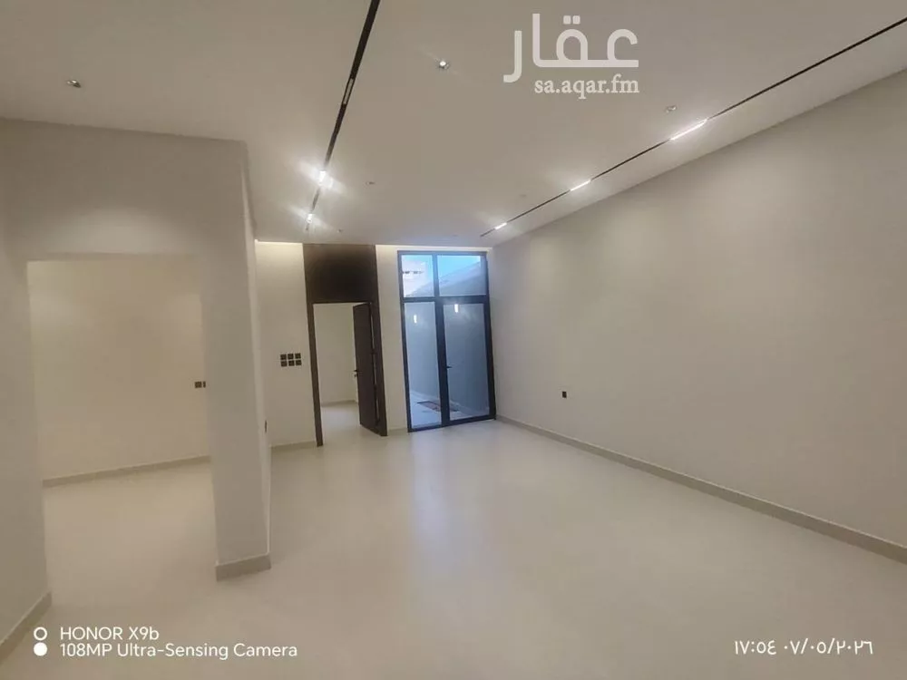 3 bedroom floor in Al Zahrah 15