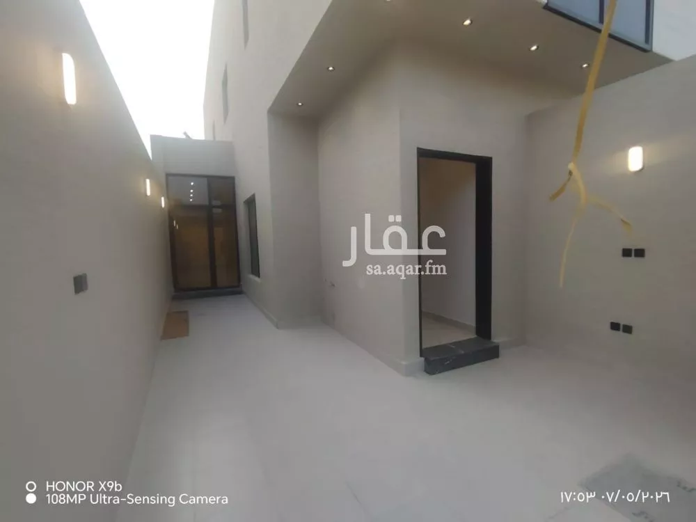 3 bedroom floor in Al Zahrah 9