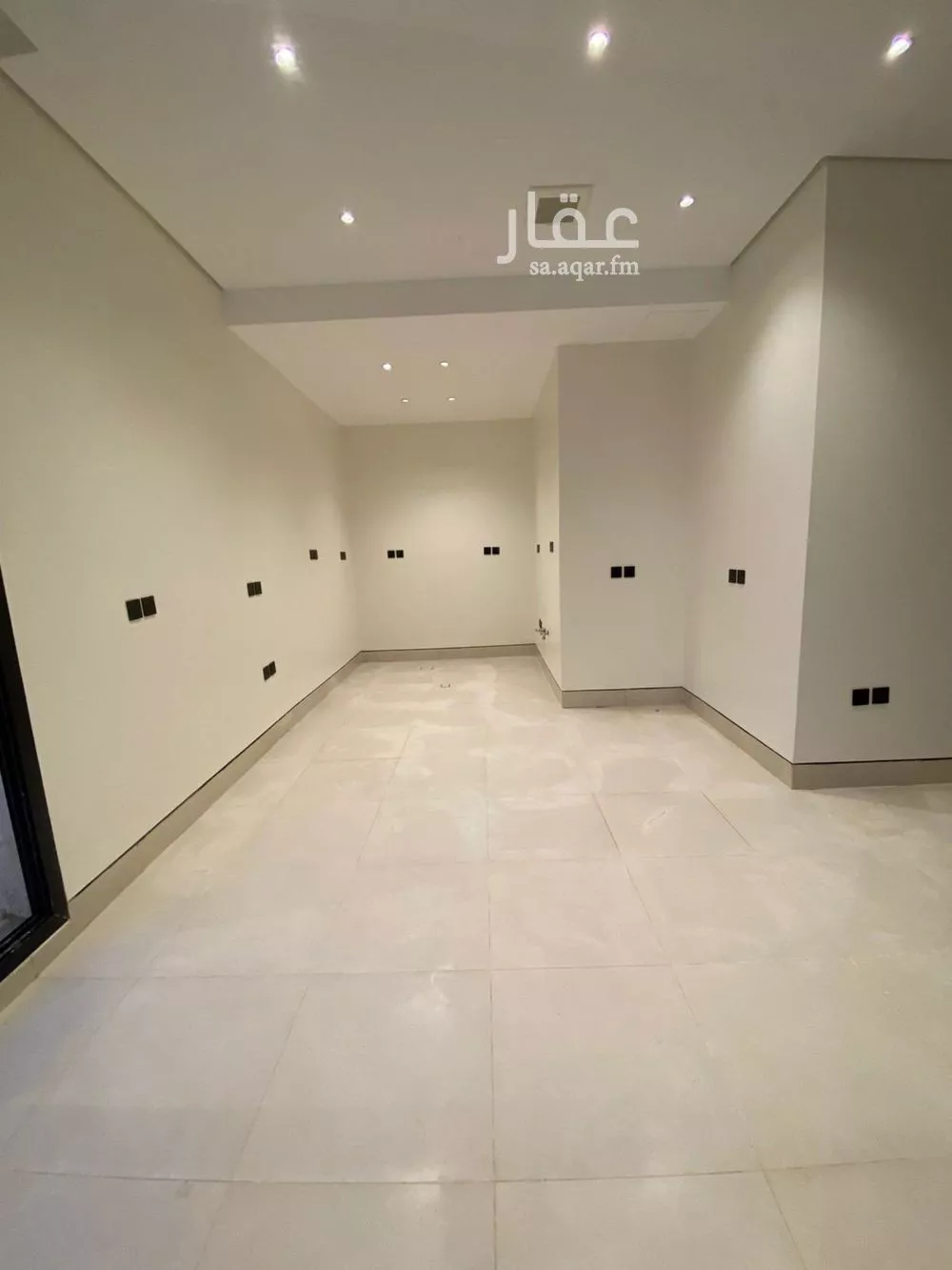 3 bedroom floor in As Suwaidi 2