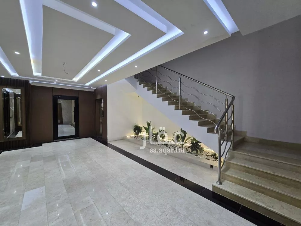 5 bedroom apartment in Al Nuzhah 6
