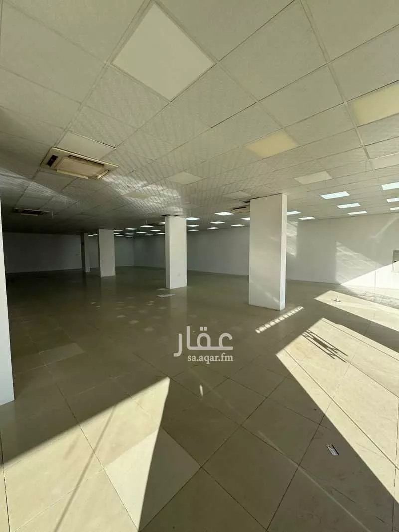 محل 400 م² في السويدي الغربي 2