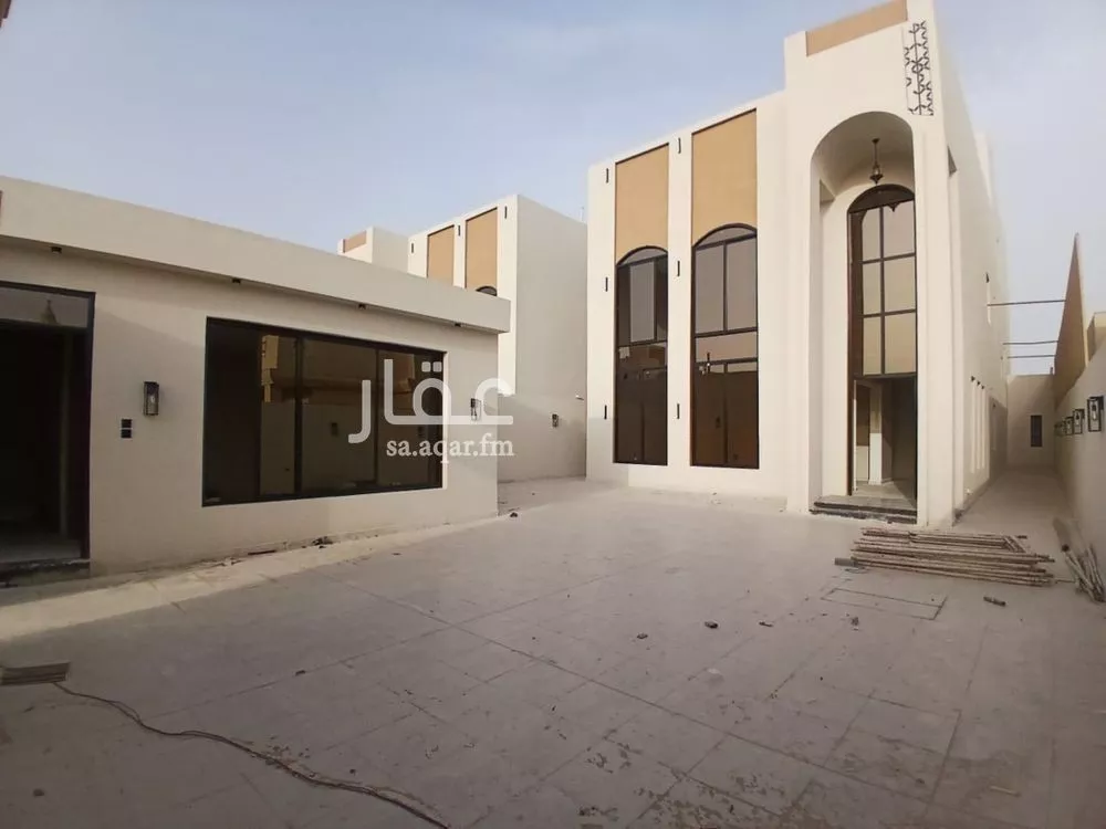 9 bedroom villa in Al Lulu 2