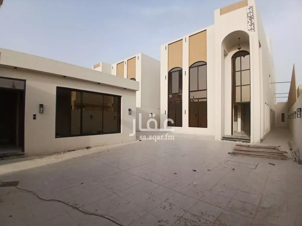 9 bedroom villa in Al Lulu 4