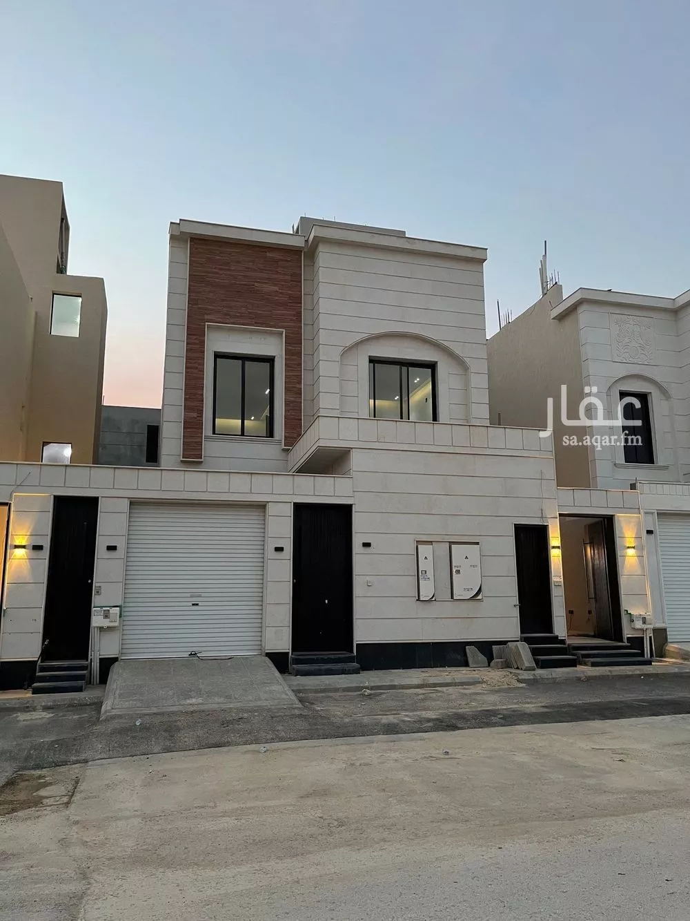 5 bedroom floor in Al Janadriyah 3