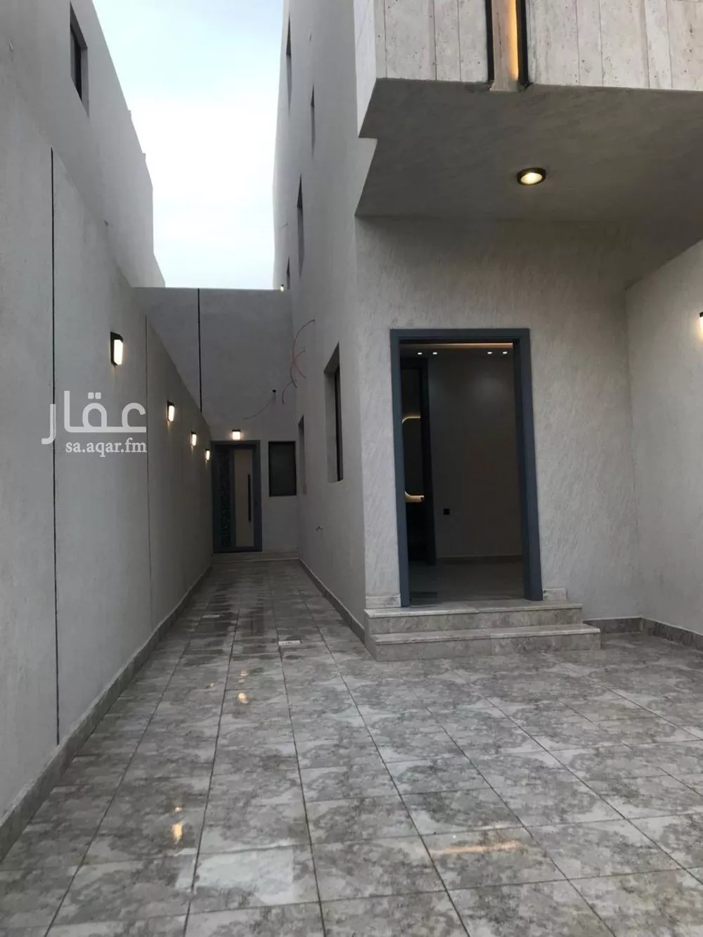 4 bedroom floor in Tuwaiq 9