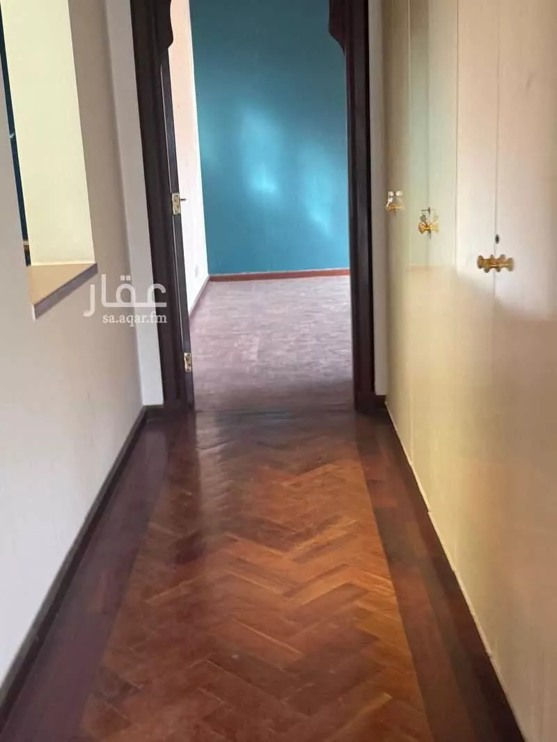 8 bedroom villa in Al Shati 2
