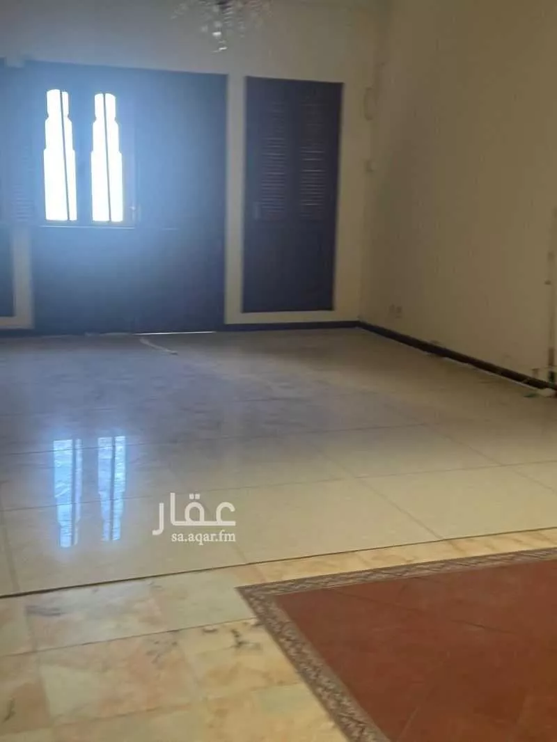8 bedroom villa in Al Shati 4