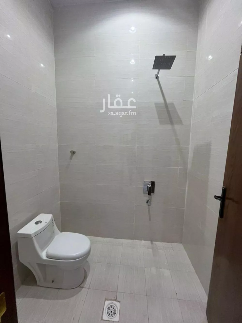 5 bedroom floor in Al Janadriyah 11