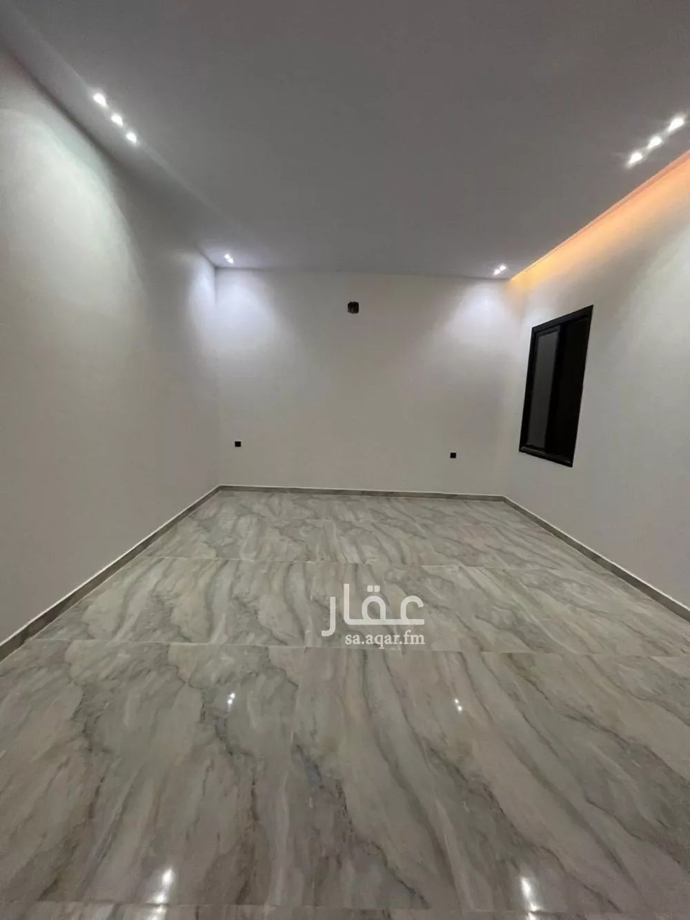 5 bedroom floor in Al Janadriyah 14