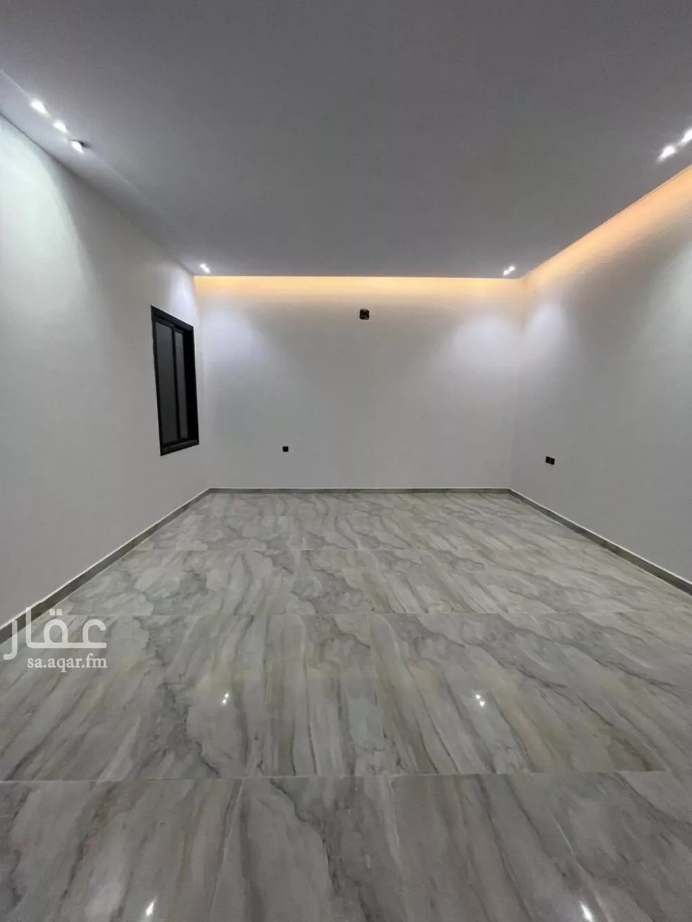 5 bedroom floor in Al Janadriyah 3