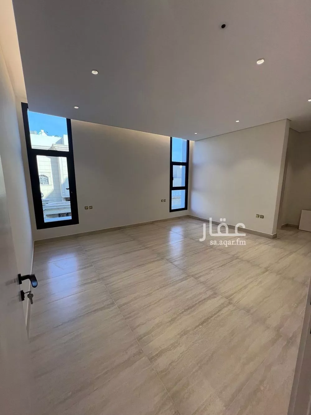 4 bedroom floor in Al Rawdah 2