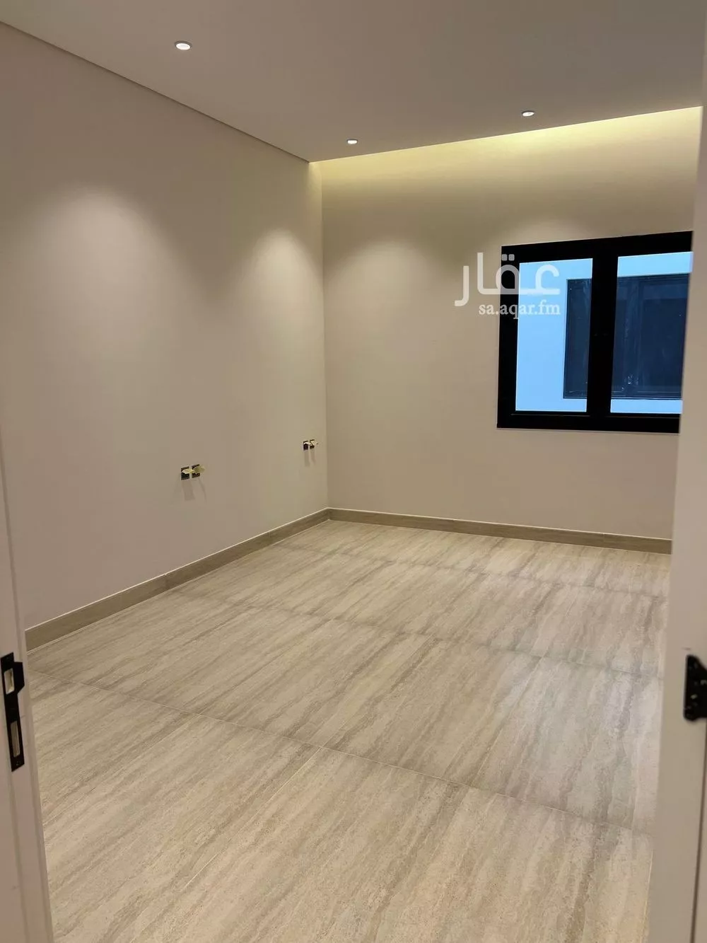 4 bedroom floor in Al Rawdah 13
