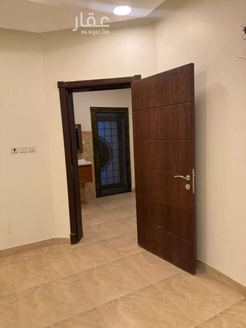 6 bedroom apartment in Tihamah 7