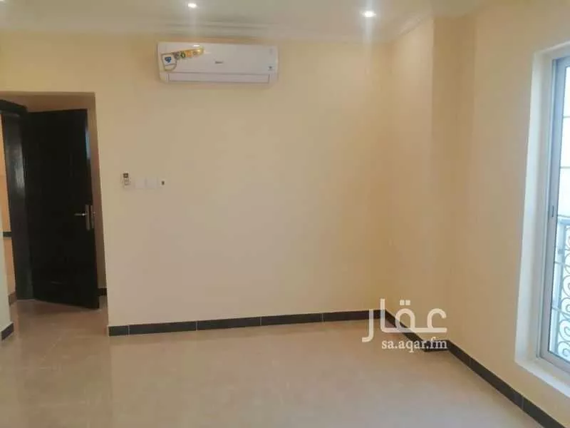 4 bedroom apartment in Dana Al Shamaliah 3