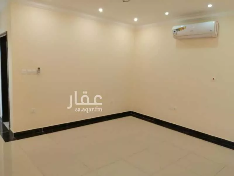 4 bedroom apartment in Dana Al Shamaliah 9